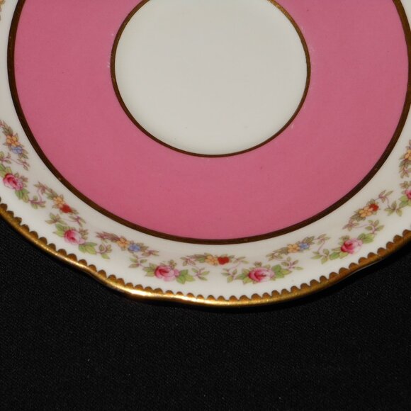 4 Vintage Saucers. Aynsley U.K. #982 - Picture 5 of 8